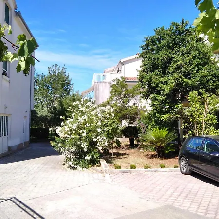 With Parking Space Kastel Stafilic, - 20694 Apartment *